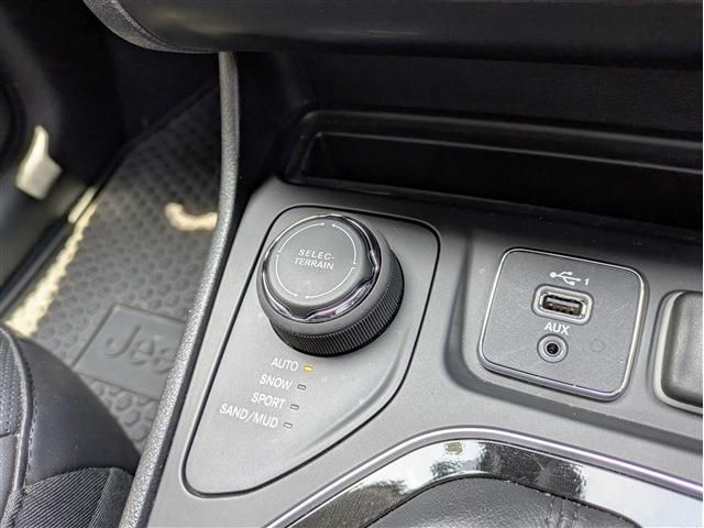 JEEP JEEP CHEROKEE 2020