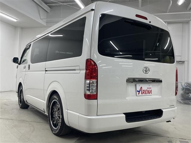 TOYOTA HIACE van 4WD 2018