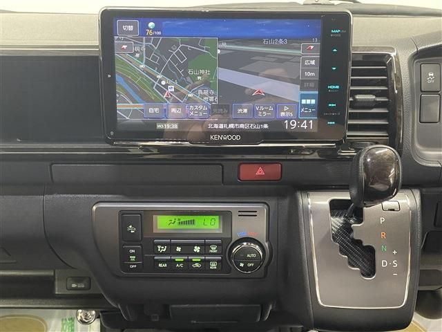 TOYOTA HIACE van 4WD 2018