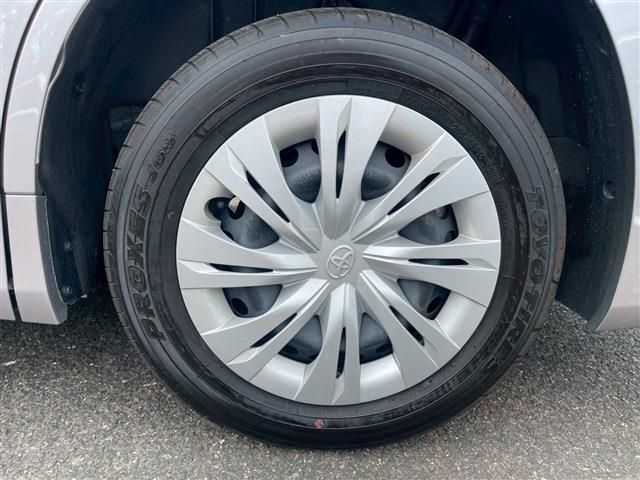 TOYOTA NOAH HYBRID 2024