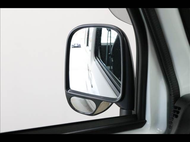 MITSUBISHI MINICAB-MiEV 2014