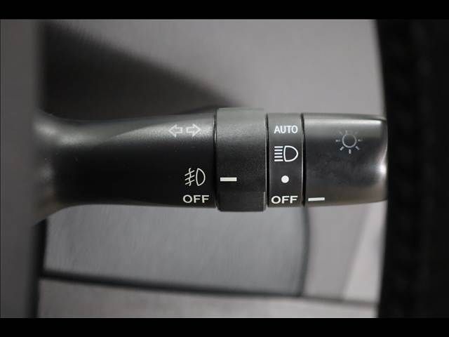 TOYOTA PRIUS PHV 2012