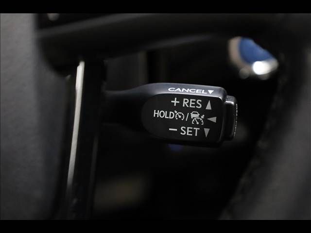 TOYOTA PRIUS PHV 2022