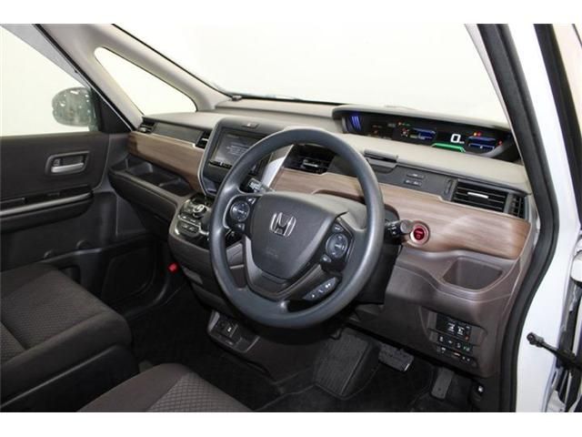 HONDA FREED plus HYBRID 2020