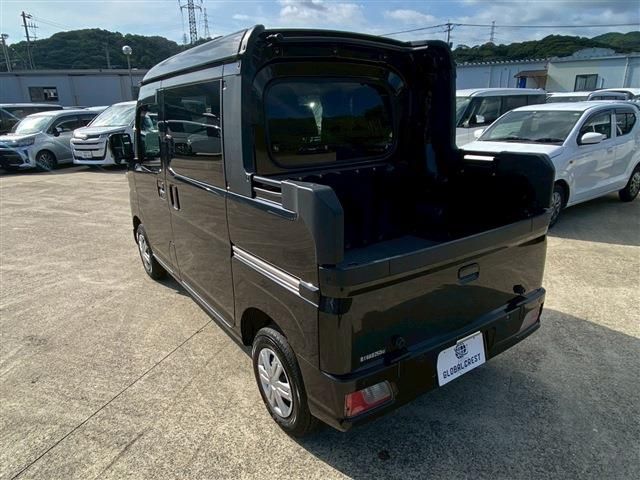 DAIHATSU HIJET deckvan 2022