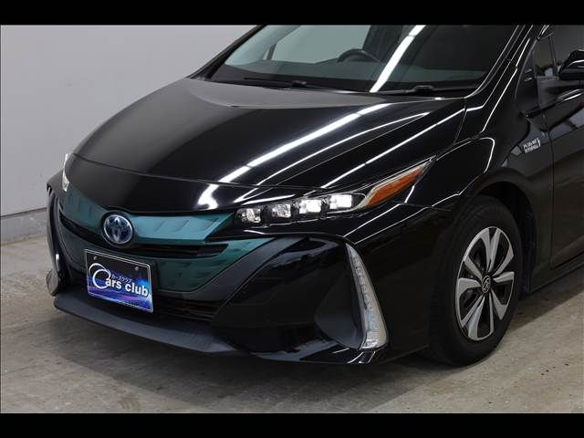 TOYOTA PRIUS PHV 2017