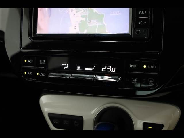 TOYOTA PRIUS PHV 2017