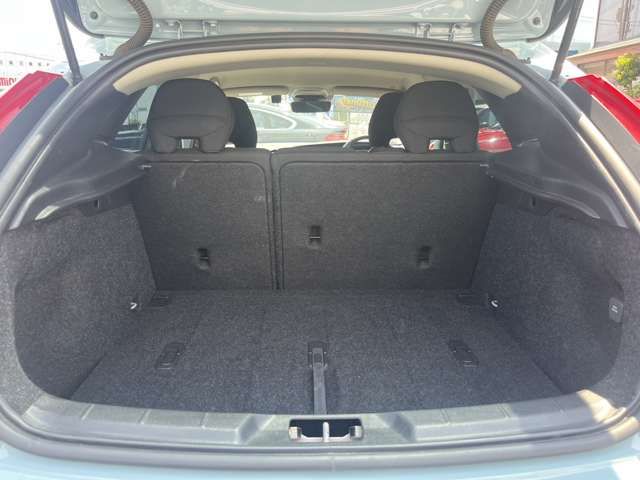 VOLVO VOLVO V40 2018