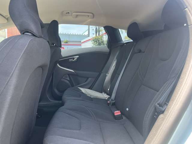 VOLVO VOLVO V40 2018