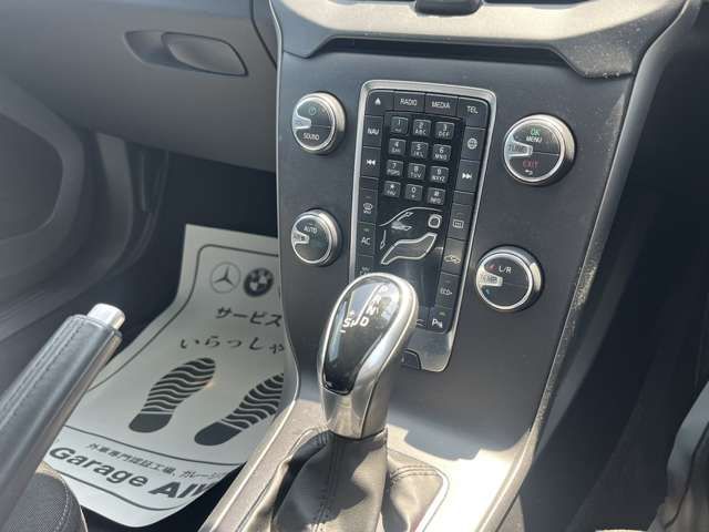 VOLVO VOLVO V40 2018