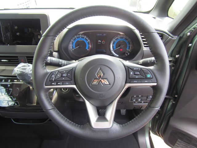 MITSUBISHI DELICA MINI 2025