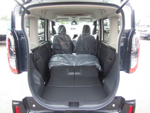 MITSUBISHI DELICA MINI 2025