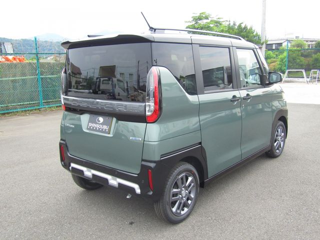 MITSUBISHI DELICA MINI 2025