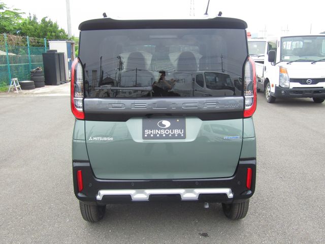 MITSUBISHI DELICA MINI 2025