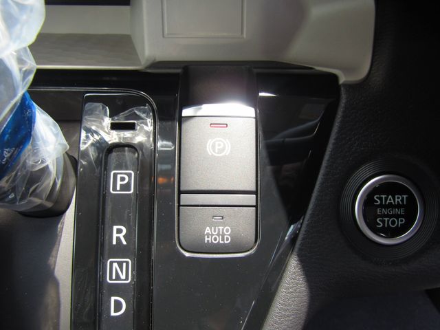 MITSUBISHI DELICA MINI 2025