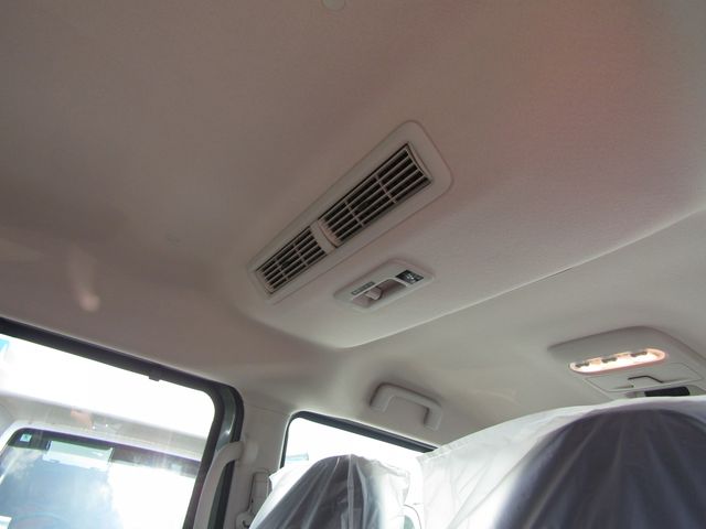 MITSUBISHI DELICA MINI 2025