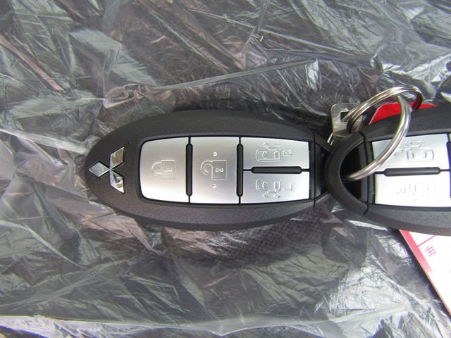 MITSUBISHI DELICA MINI 2025