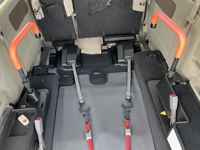 NISSAN NV100 CLIPPER RIO 4WD 2020