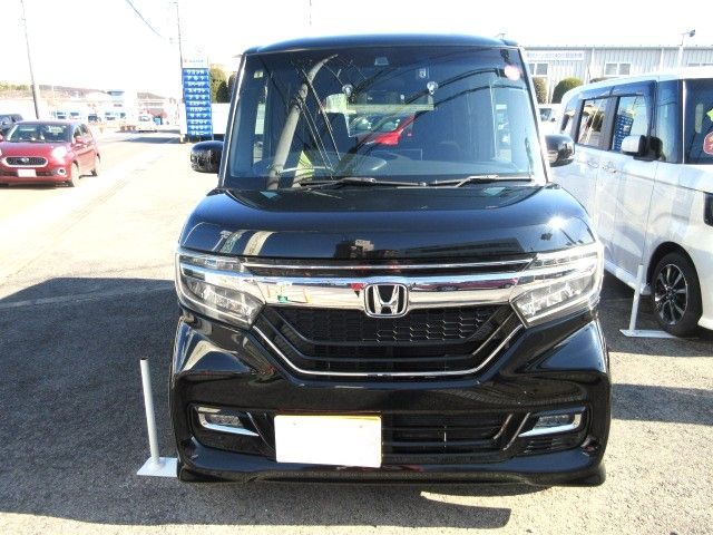 HONDA N BOX CUSTOM 2018