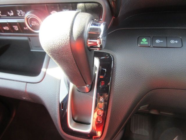 HONDA N BOX CUSTOM 2018