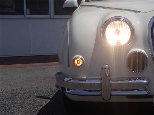 MITSUOKA VIEWT 2013