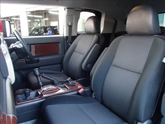 TOYOTA FJ CRUISER 4WD 2011