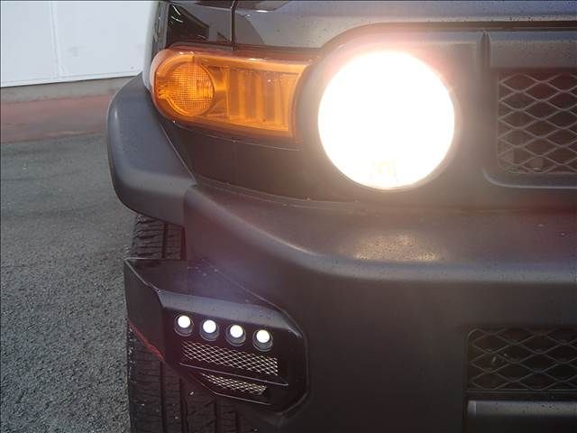 TOYOTA FJ CRUISER 4WD 2011