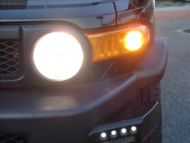 TOYOTA FJ CRUISER 4WD 2011