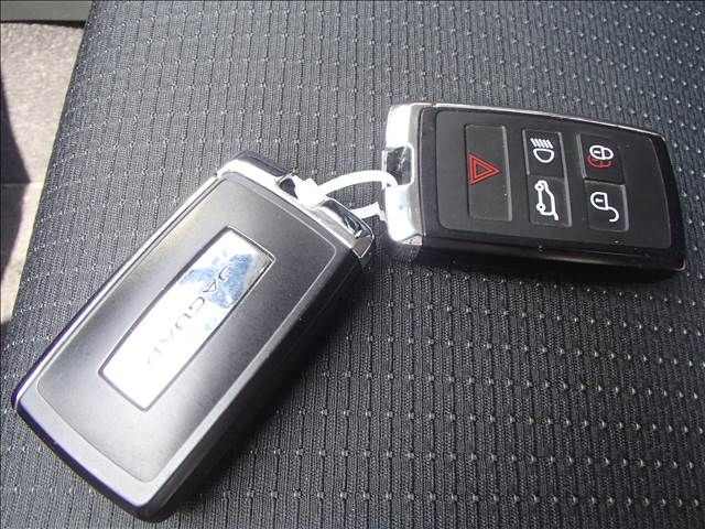 JAGUAR JAGUAR E-PACE 2019