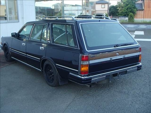 NISSAN GLORIA wagon 1999