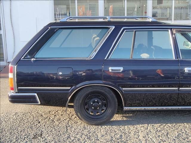 NISSAN GLORIA wagon 1999