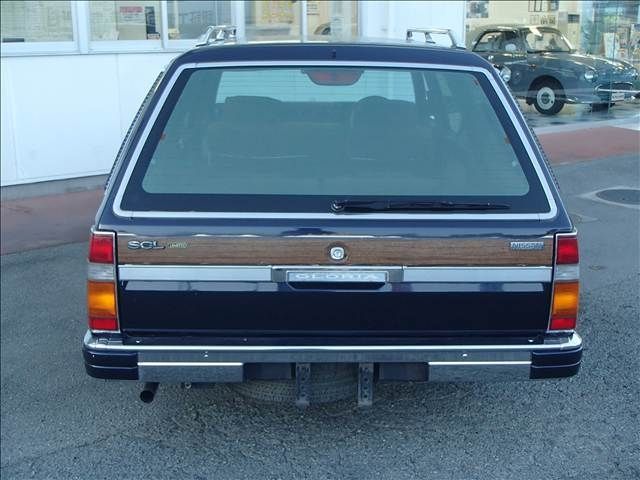 NISSAN GLORIA wagon 1999
