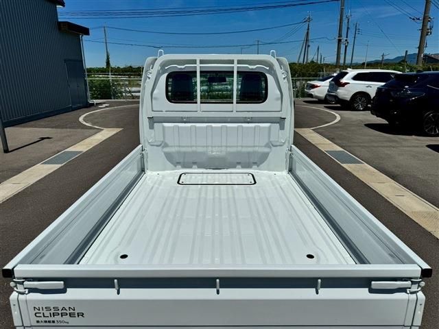 NISSAN CLIPPER truck 4WD 2024