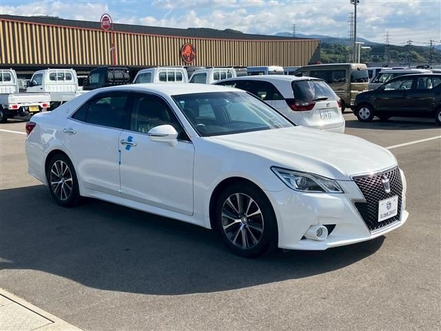 TOYOTA CROWN sedan 2014