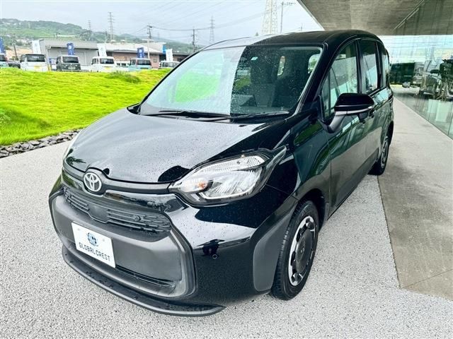 TOYOTA SIENTA 2022