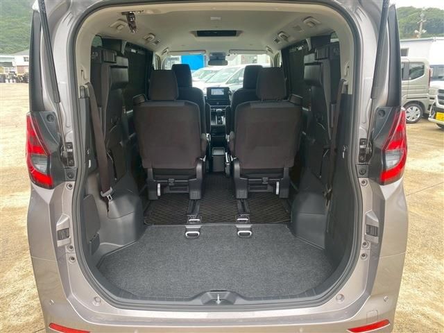 TOYOTA NOAH HYBRID 2024