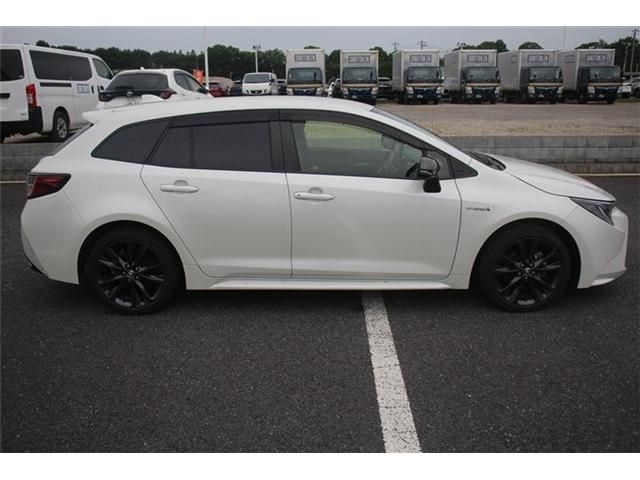 TOYOTA COROLLA TOURING HYBRID 2020