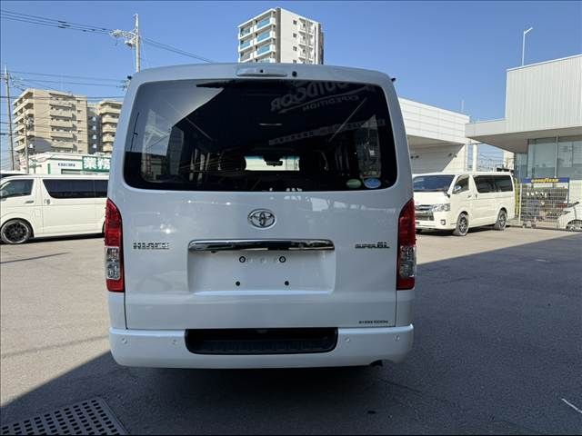 TOYOTA HIACE van 4WD 2021