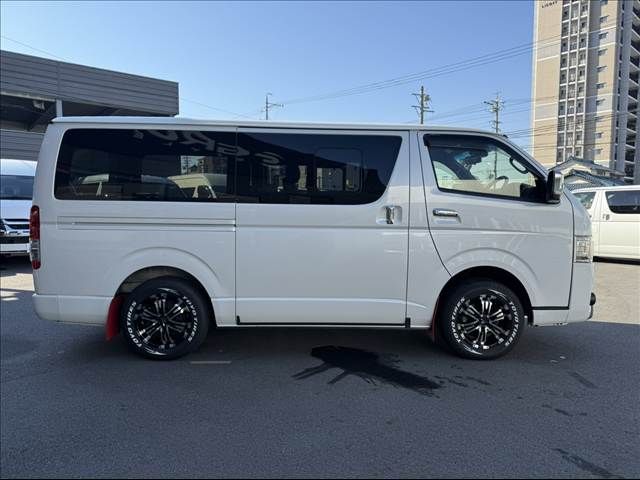 TOYOTA HIACE van 4WD 2021