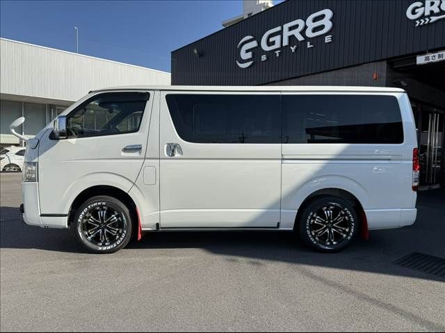 TOYOTA HIACE van 4WD 2021