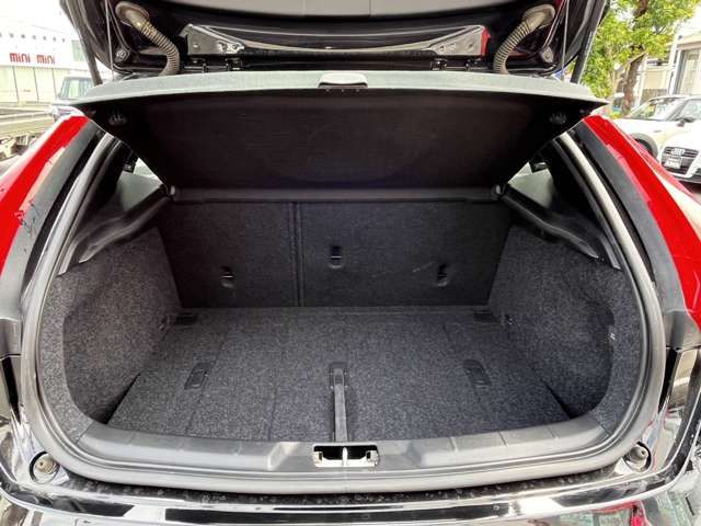 VOLVO VOLVO V40 2018