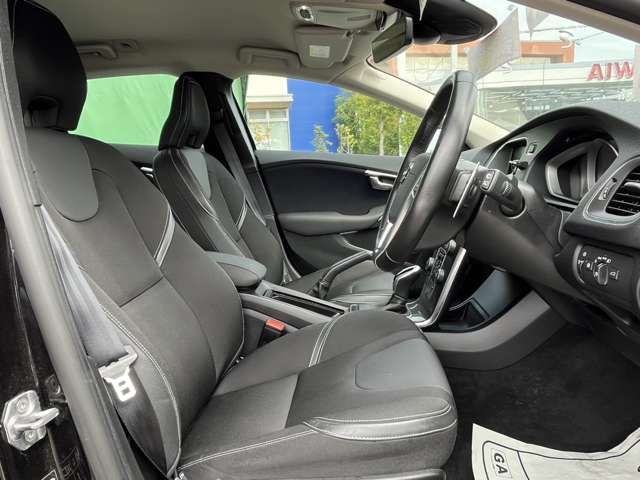 VOLVO VOLVO V40 2018