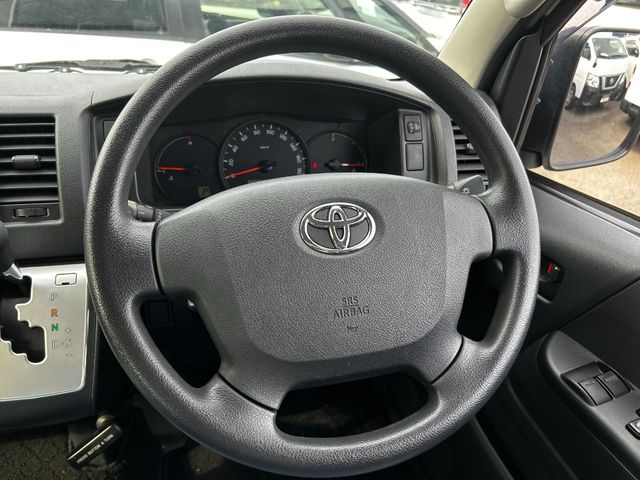 TOYOTA HIACE van 1.25t 2WD 2018