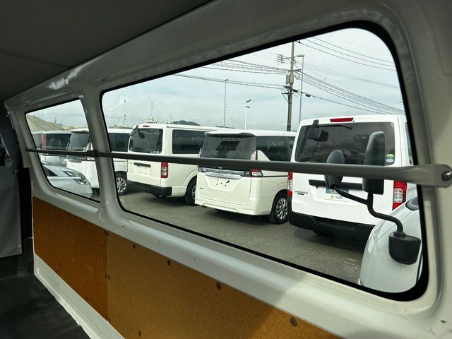 TOYOTA HIACE van 1.25t 2WD 2018