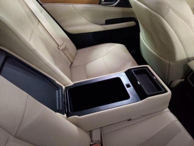 TOYOTA LEXUS GS300h 2015