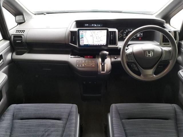 HONDA STEPWAGON 2012
