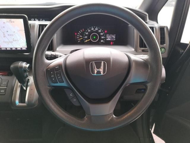HONDA STEPWAGON 2012