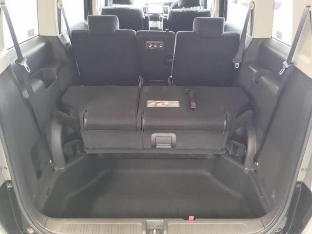 HONDA STEPWAGON 2012