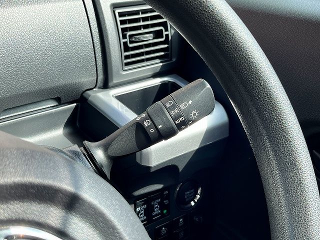 TOYOTA PIXIS MEGA 2018