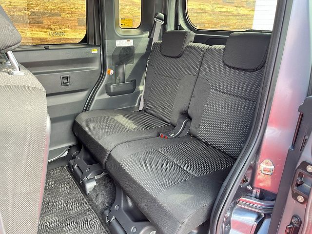 TOYOTA PIXIS MEGA 2018